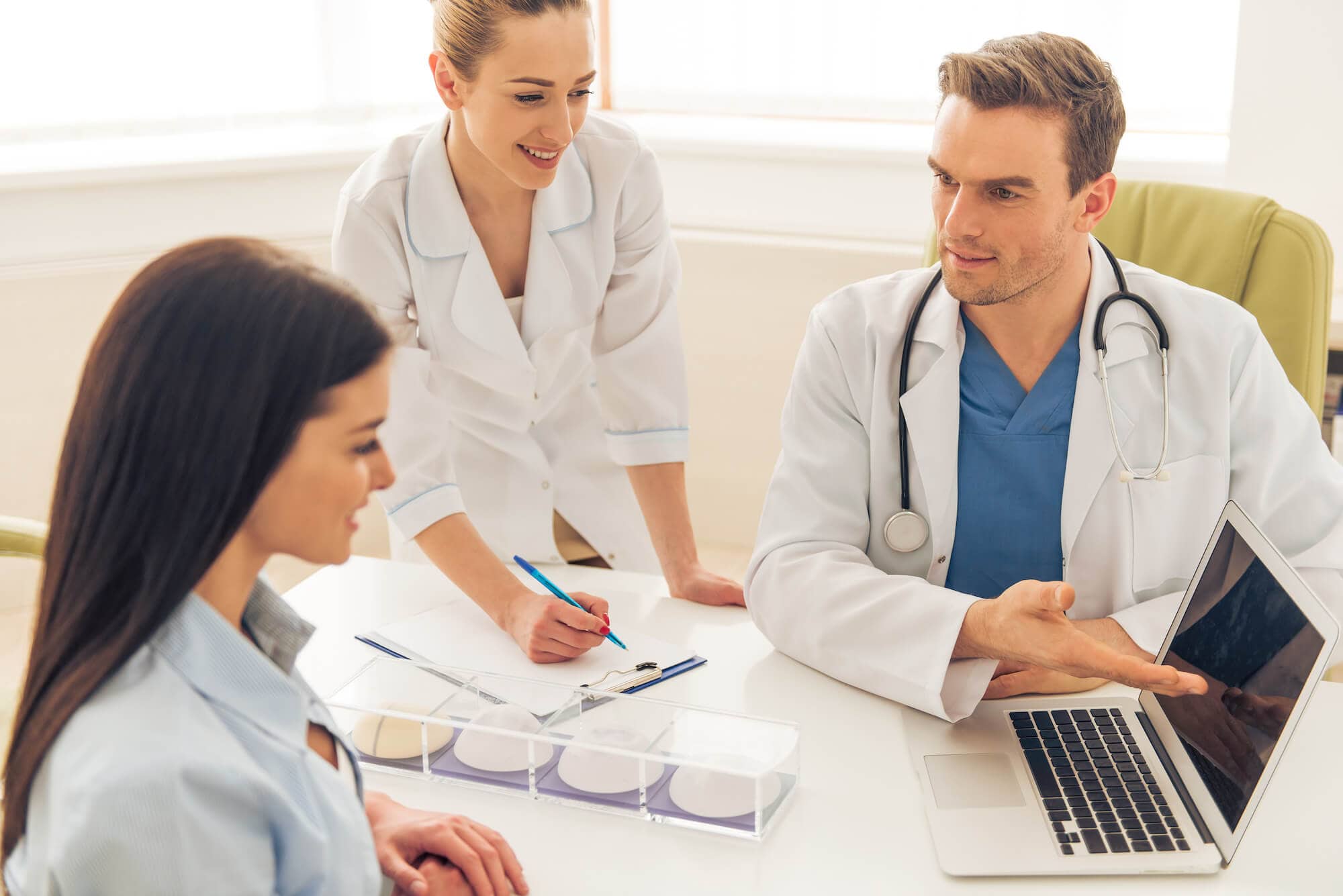 4 Ideas To Create An Effective Plastic Surgery Marketing Strategy